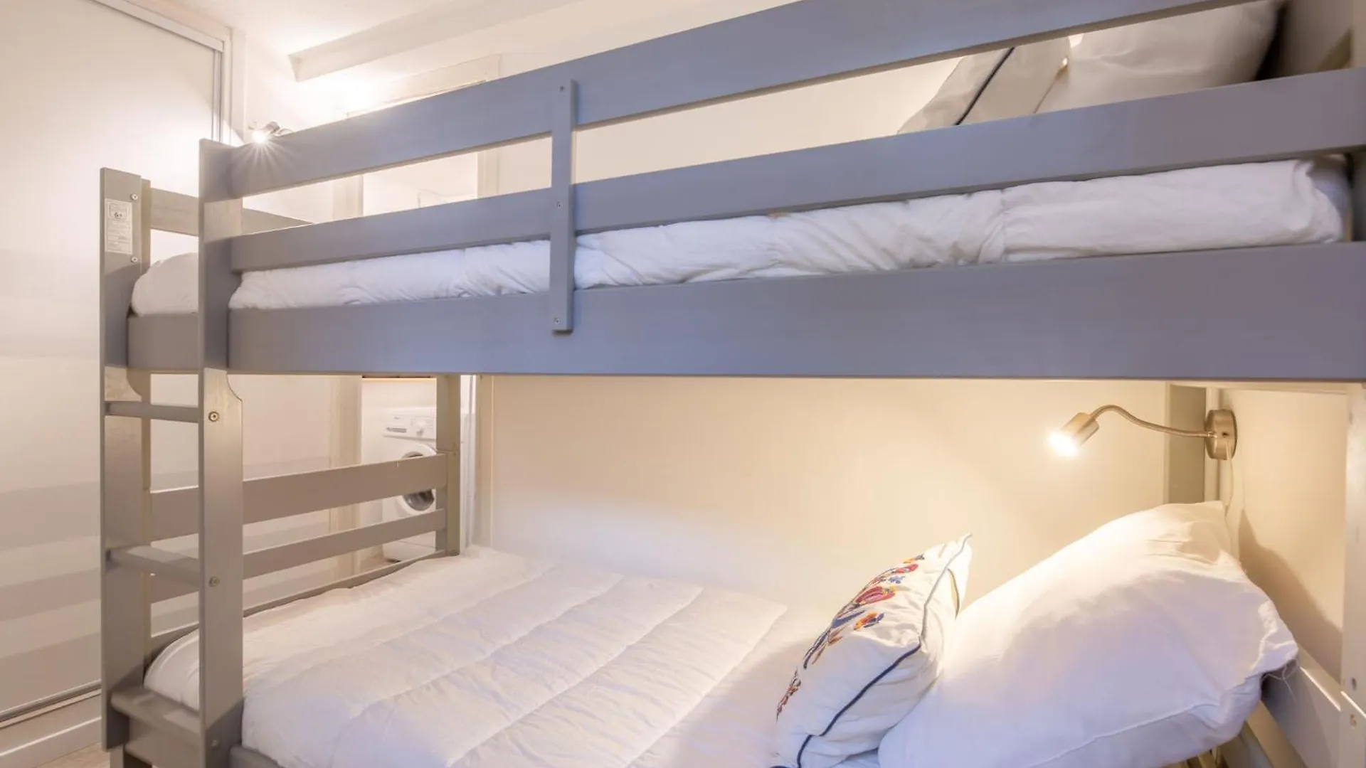 Apartment Terre De Sienne By Interhome Les Issambres