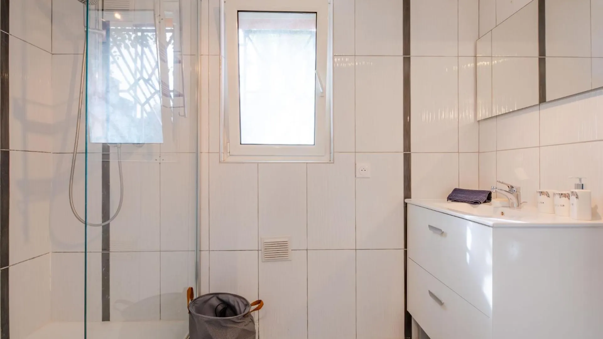 Apartment Terre De Sienne By Interhome Les Issambres