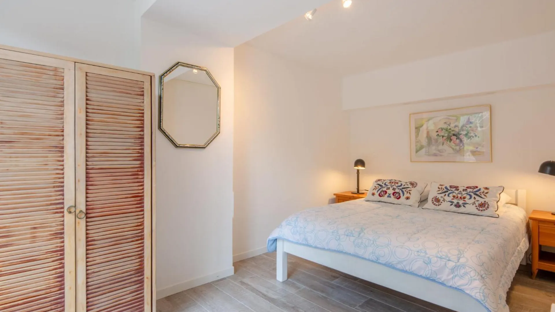 Apartment Terre De Sienne By Interhome Les Issambres